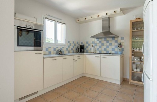 Vallon-Pont-d'Arc Villa | Villa Vivre 60 para 8 personas con piscina privada