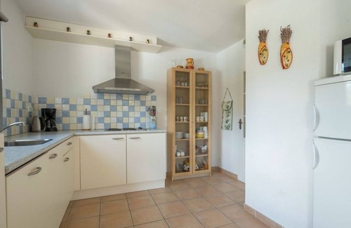 Vallon-Pont-d'Arc Villa | Villa Vivre 60 para 8 personas con piscina privada