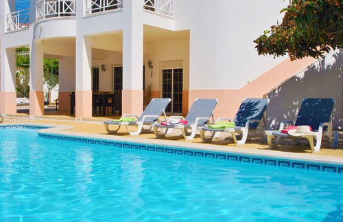 Montechoro Villa | Villa w/ BBQ & heatable pool, Albufeira