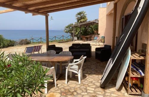 Alghero Apartamento | Villa Wanda - Seafront apartment on Cala Burantino with private cove