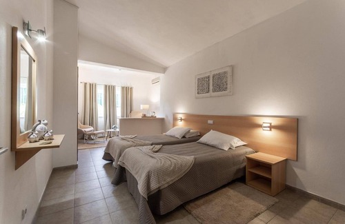 Carvoeiro Casa | Villa Well by Villa Welwitshia Mirabilis