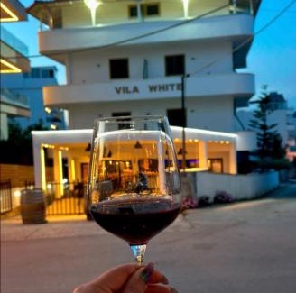 Ksamil Hotel | Villa White