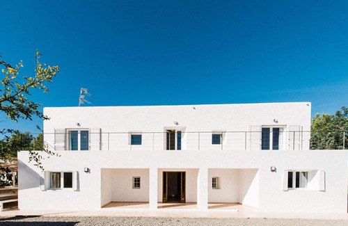 Can Furnet Villa | Equipo para DJ "VILLA WHITE CACTUS" | 5 min. a Ibiza