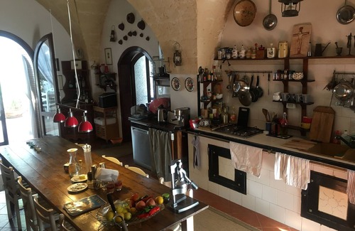 San Vito dei Normanni Casa | Villa con piscina en Salento entre dos mares en un olivar de 2,5 ha cercado