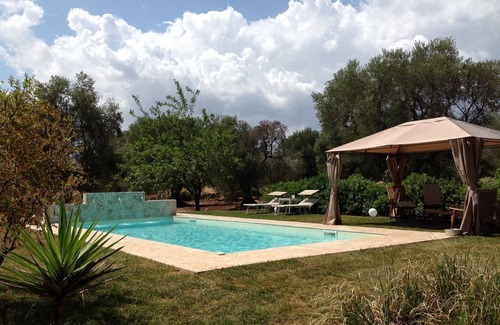 San Vito dei Normanni Casa | Villa con piscina en Salento entre dos mares en un olivar de 2,5 ha cercado