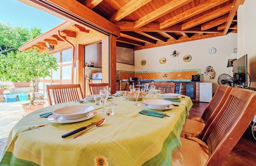 Altavilla Milicia Villa | Villa con piscina exclusiva a 5 minutos del mar.