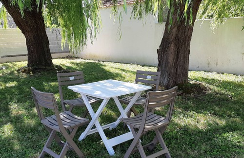 Allegre Les Fumades Villa | Villa with private pool