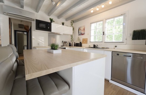 Saint-Jean-de-Monts Chalet De Esquí | Villa con piscina para 8