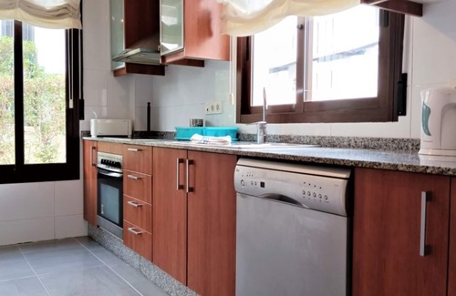 Vera Casa | Chalet con Jardin, Wifi y Television Español y Inglés