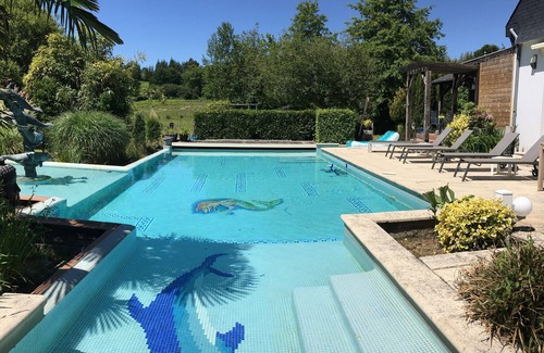 Inzinzac-Lochrist Casa | Casa con piscina climatizada 12-14 personas a orillas del río Blavet