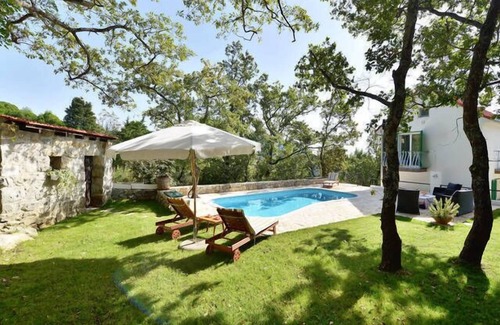 Omis Villa | Villa con piscina! Disfrute en beatifull vista al mar, montañas y el río