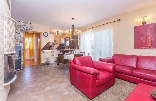 Sveti Vid Dobrinjski Villa | Casa vacacional con vista al mar y alberca