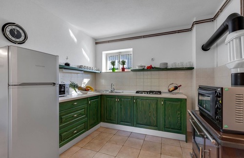 Tucepi Casa | Villa de lujo con piscina, terraza con vistas al mar, Internet,SAT /TV, parking
