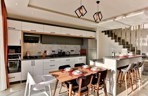 Uzumlu Apartamento | Villa with Jacuzzi, Hammam, Sauna and Pool in Kas