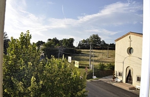 Promano Villa | Villa con gran jardín con pequeña piscina fuera del suelo 395x265x125h
