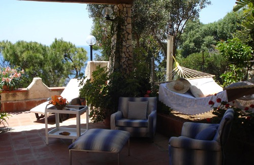 Sciacca Villa | VILLA CON GRANDES TERRAZAS Y JARDINES CON VISTA AL MAR