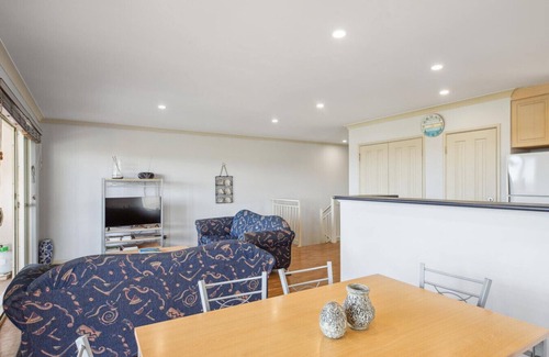Ledge Point Casa | Villa with resort amenities