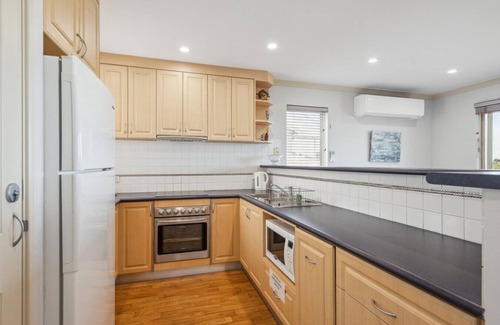Ledge Point Casa | Villa with resort amenities