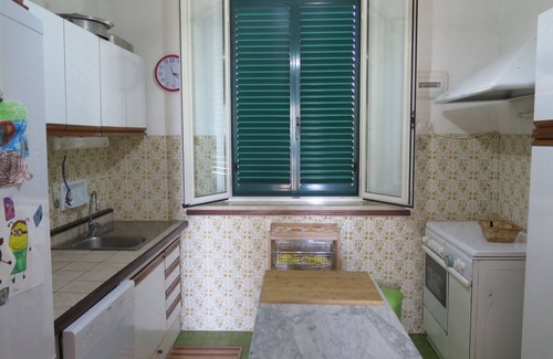 Rosignano Marittimo Villa | Villa con parque directamente en el mar, playa de arena y costa rocosa, vista inolvidable
