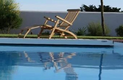 Sainte-Marie-de-Re Villa | Villa con piscina y amplio jardín, cerca del mar, 10 personas.