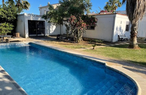 Vinaros Villa | Villa Frederique - Chalet con piscina privada en Vinaròs - Ref. 921