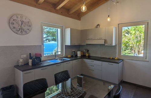 Sanremo Apartamento | Villa with Pool and Jacuzzi on Sea View Terrace