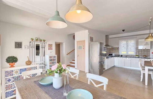 Muzini Villa | Casa vacacional con piscina y sauna