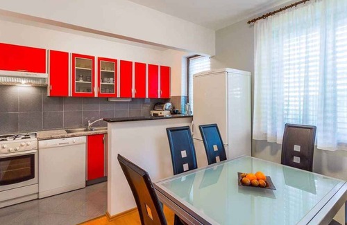 Valdebek Villa | Casa vacacional con piscina y terraza con barbacoa