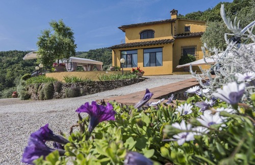 Casalguidi Villa | Villa en Cantagrillo con 7 habitaciones, capacidad 14