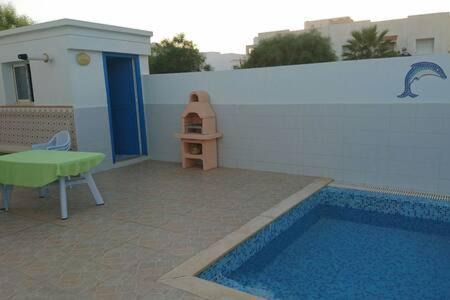 Yasmine Casa | Villa with pool in Yasmine Hammamet next to the beach and la medina