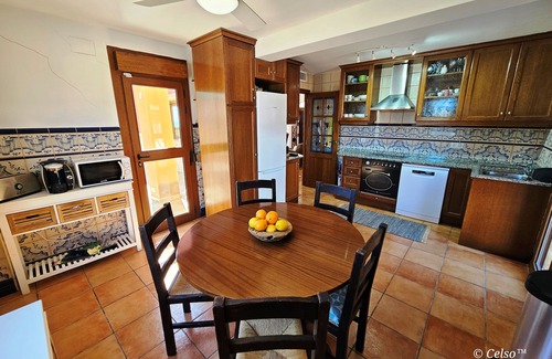 Coveta Fuma Chalet De Esquí | Villa con piscina Wifi Air-co vistas al mar en Coveta Fuma Campello.