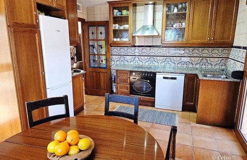 Coveta Fuma Chalet De Esquí | Villa con piscina Wifi Air-co vistas al mar en Coveta Fuma Campello.