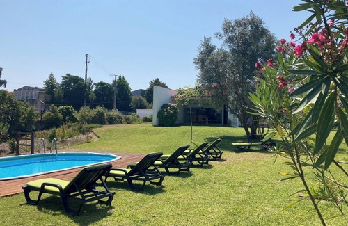 Leiria Villa | Villa con privacidad y cerca de playas, piscina privada y gran jardín.
