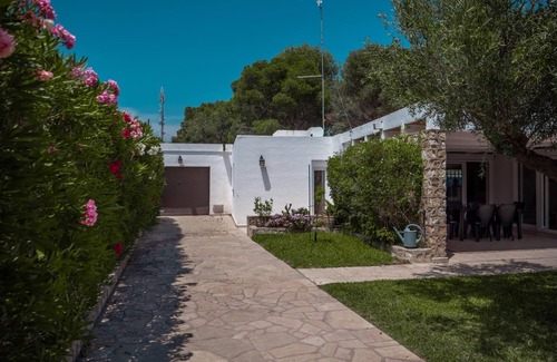 Calafat Casa | Villa con piscina privada en Calafat!