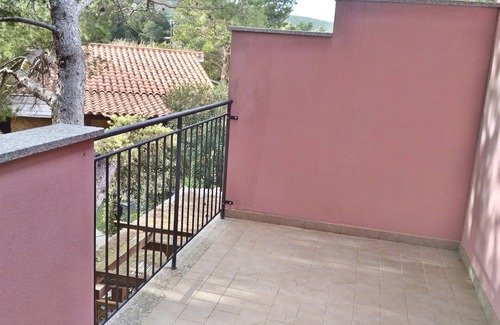 Porto Pino Casa | Casa Rubina, villa cerca del mar con jardín privado