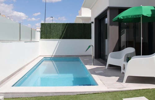 Roda Villa | Villa con piscina privada, wifi gratuito, terraza en la azotea + equipamiento para bebés.