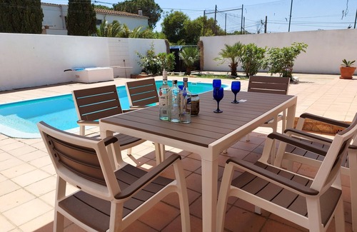 L'Escala Casa | Villa con piscina privada a 50 metros de la playa wifi acceso ilimitado