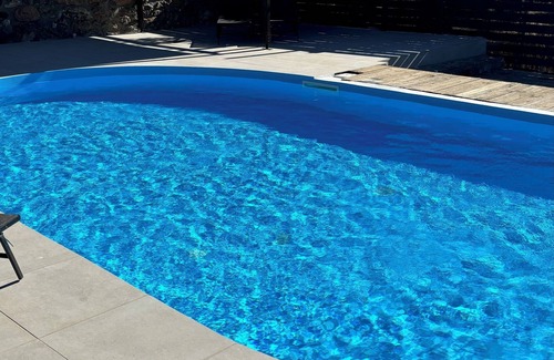 Mariou Villa | VILLA CON PISCINA PRIVADA Y ESPECTACULARES VISTAS ESCÉNICAS AL MAR YA LAS MONTAÑAS