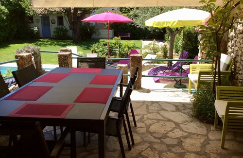 Riou - Petit Juas - Av de Grasse Villa | Villa con piscina privada en el corazón de Cannes.