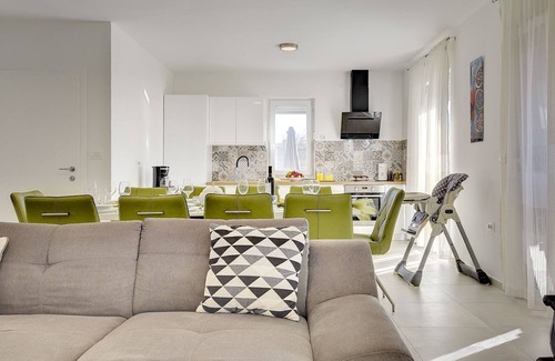 Sikici Casa | Villa con piscina privada, parque infantil, WiFi, aire acondicionado, barbacoa