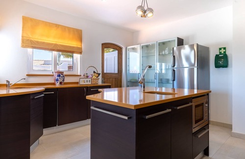 Vila do Bispo Villa | Villa con piscina privada, piscina separada para niños, sala de juegos