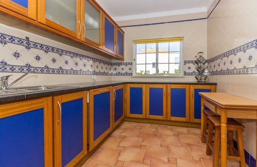 Manta Rota Chalet De Esquí | Casa con piscina privada y patio a 800m de la playa by AlgarveManta (9V3)