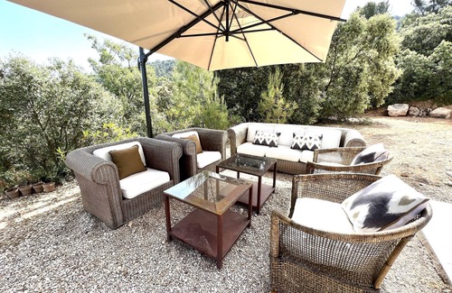 Pareja Casa | Villa con impresionantes vistas panorámicas y chimenea interior