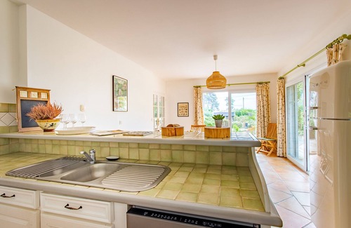 Le Canon Villa | Villa with swimming pool 2 min walk from the beach