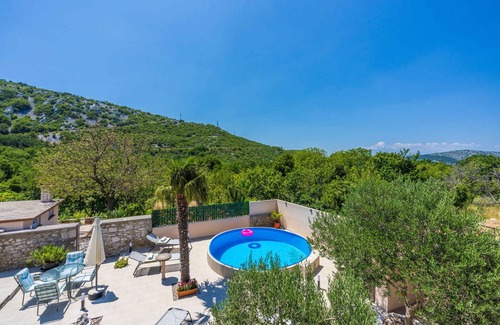 Vinodolska opcina Villa | Casa vacacional con piscina y gran solárium