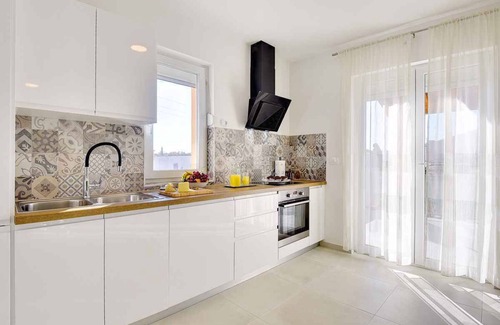 Sikici Villa | Casa vacacional con piscina y parque infantil