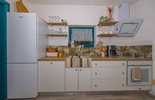 Jadranovo Villa | Casa vacacional con terraza y vista al mar