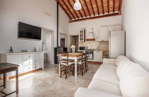 Colle di Val d'Elsa Villa | Casa de vacaciones con WIFI, A/C, piscina, TV, vista panorámica, cerca de San Gimignano