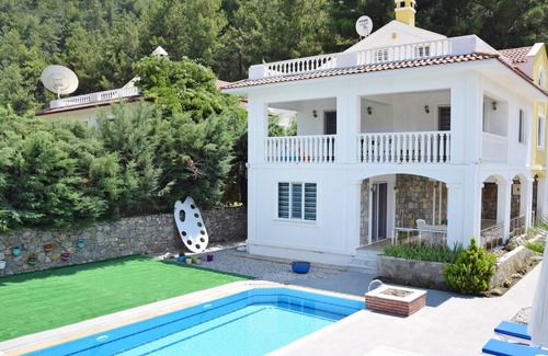 Yesiluzumlu Villa | Villa Xclusive (villa de lujo de 7 dormitorios, con capacidad para 14 personas)