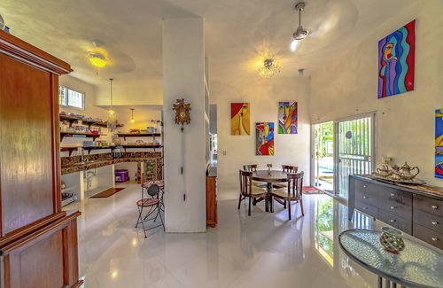 Villas Xihu Casa | Villa Xihu Luna Callada - Dog Friendly!